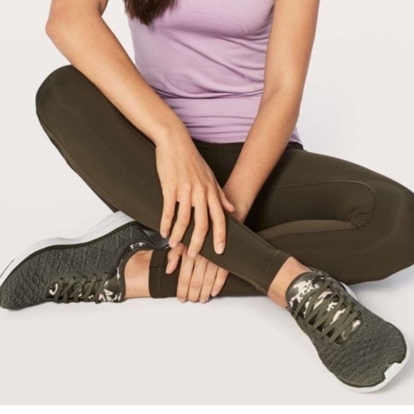 APL Techloom Phantom sneakers green white athletic running comfort Size 9.5 - Picture 11 of 11